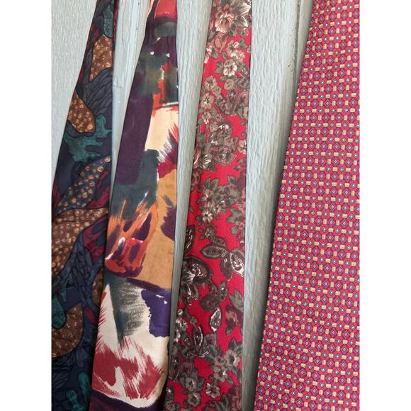 Vintage Silk USA Ties Dior, Buggati, Parksden, Harve Benard - Picture 3 of 5